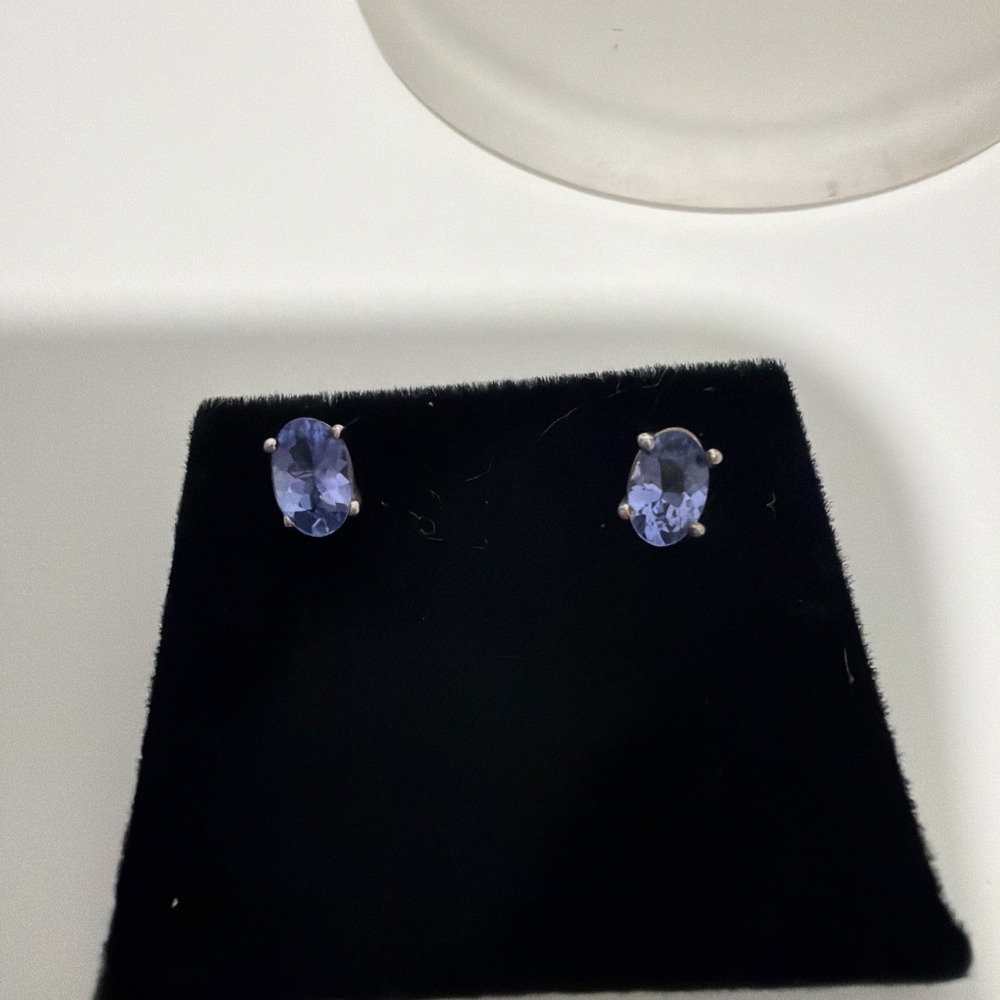 Silpada SS925 Sterling Silver Amethyst Oval Stud Earrings Purple Vintage Signed